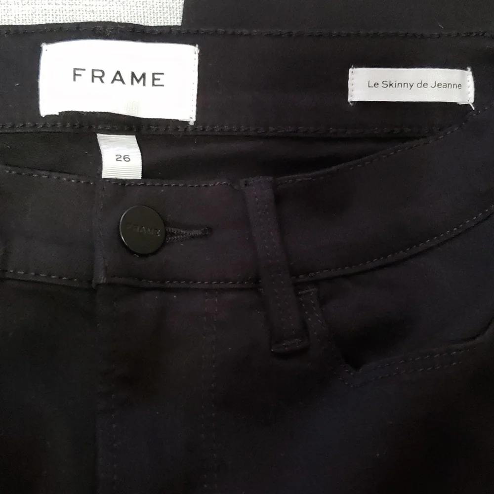 FRAME Le Skinny de Jeanne, Color Film Noir, Size 26